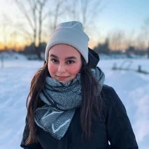 Meet your Posher, Genevieve